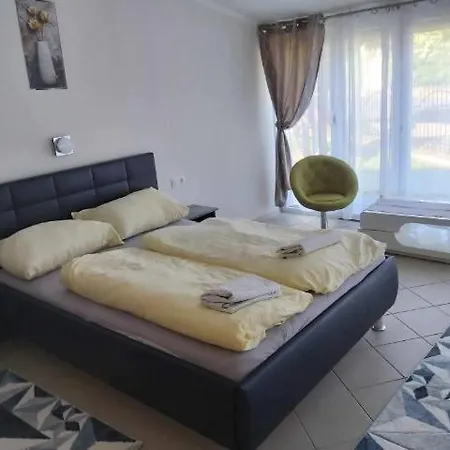 Hullam Appartement *